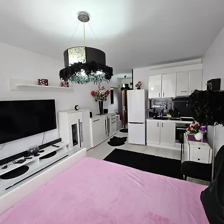 Romantic Sensual Retreat By Flat Mаnager דירה רבדה