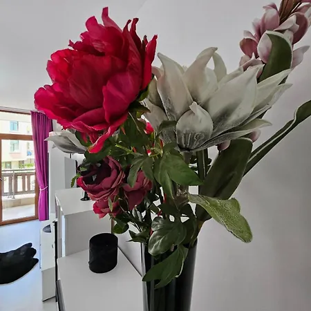 Romantic Sensual Retreat By Flat Mаnager רבדה